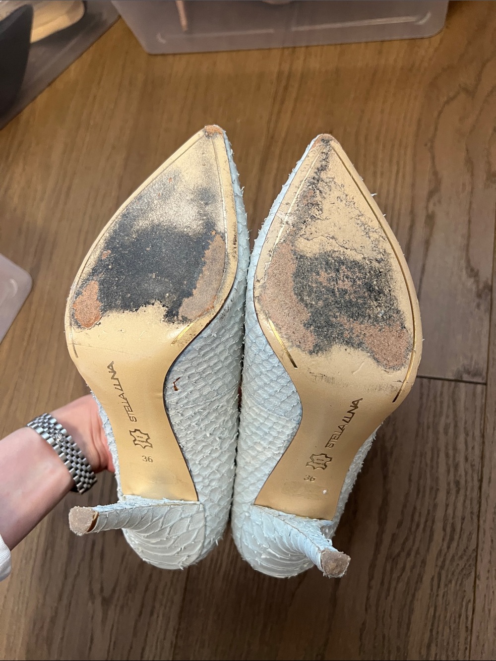 White Textured Pointed-Toe Pumps - Picture 6 of 8